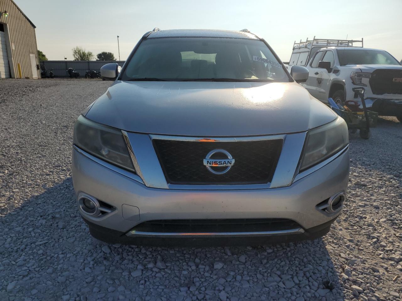2015 NISSAN PATHFINDER
