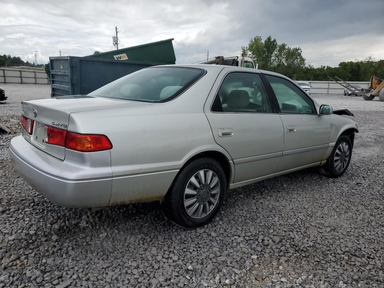 2001 TOYOTA CAMRY