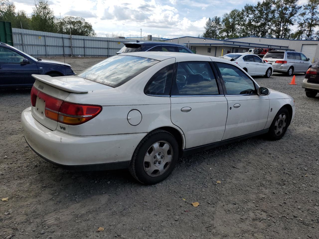 2001 SATURN L300