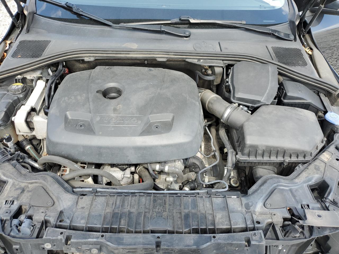 2016 VOLVO S60