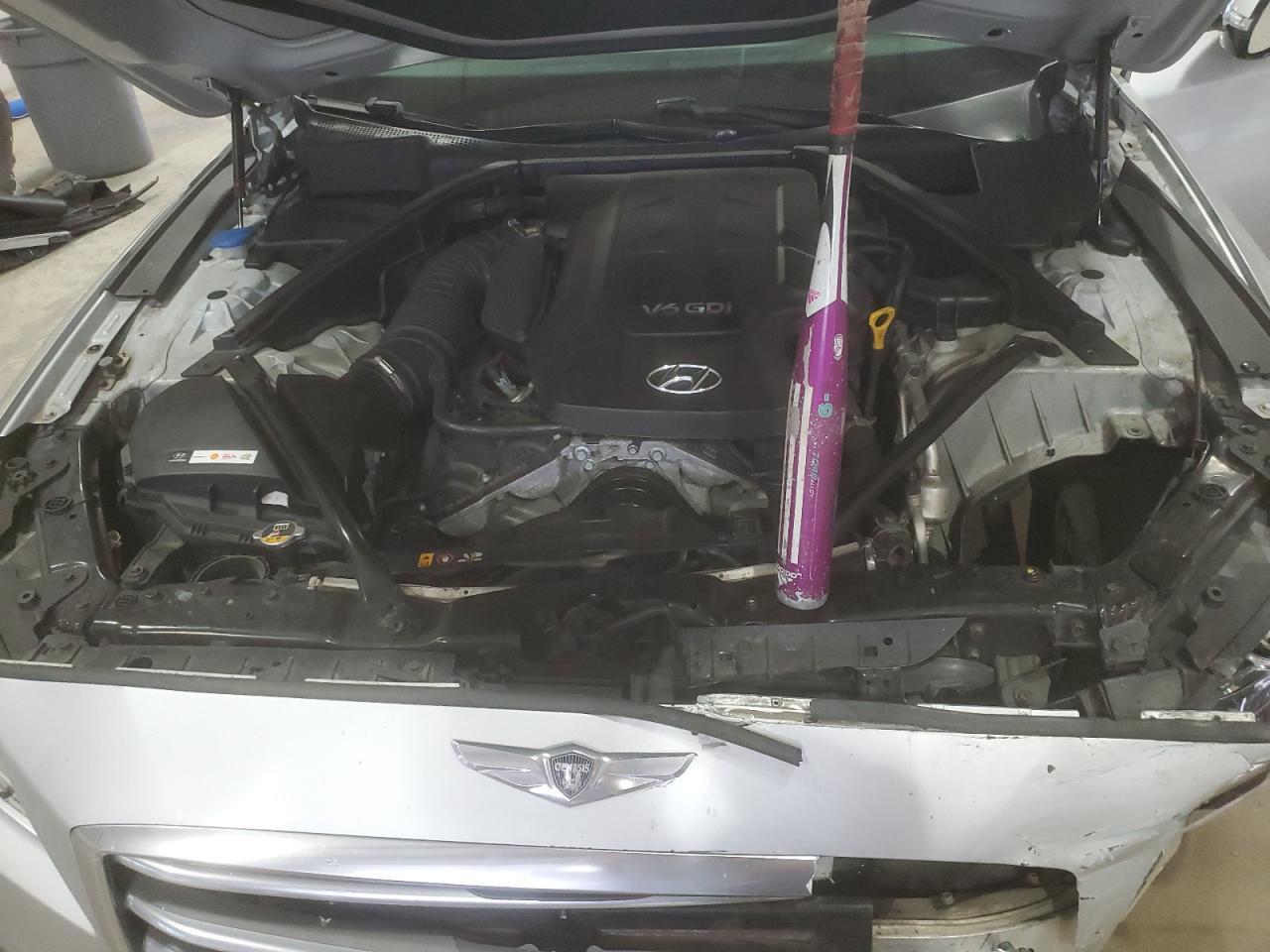 2015 HYUNDAI GENESIS
