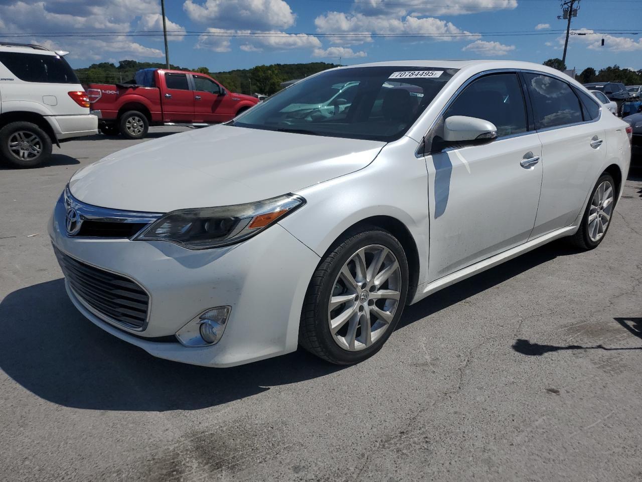 2015 TOYOTA Avalon