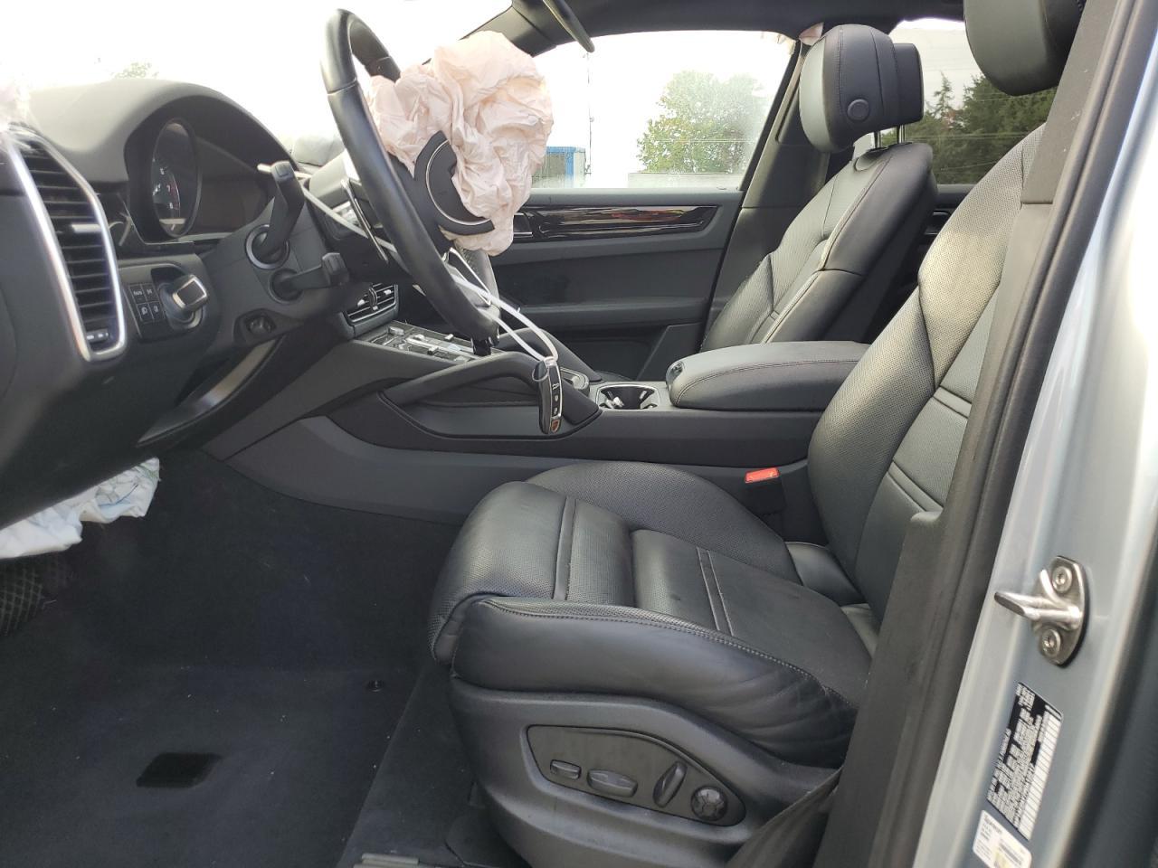 2023 PORSCHE CAYENNE