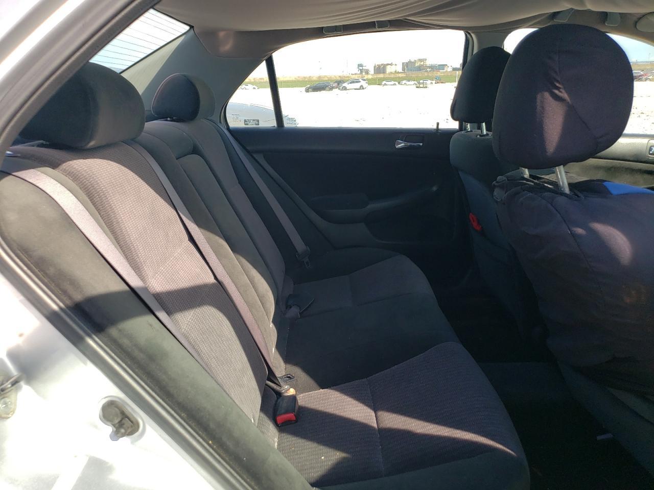 2004 HONDA ACCORD