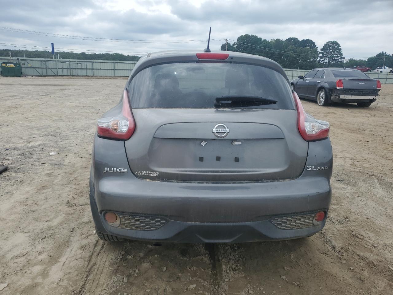 2015 NISSAN Juke