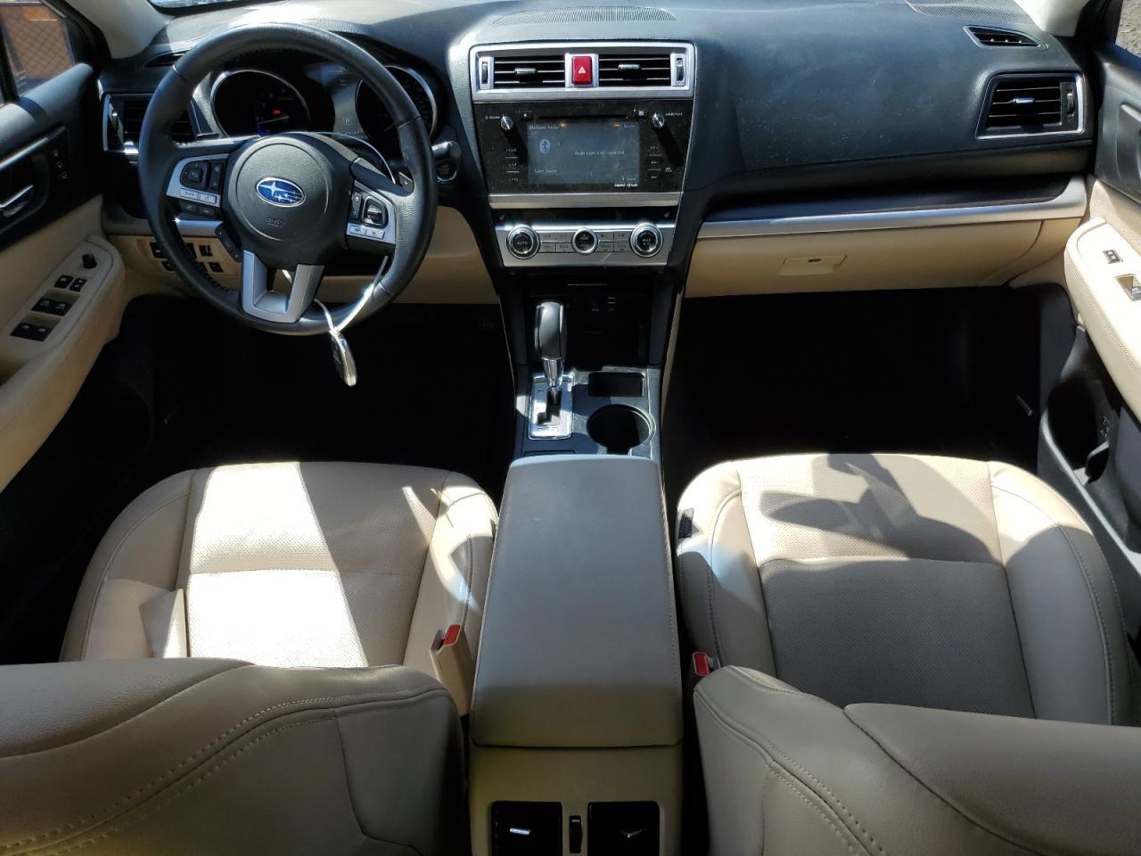 2017 SUBARU Legacy