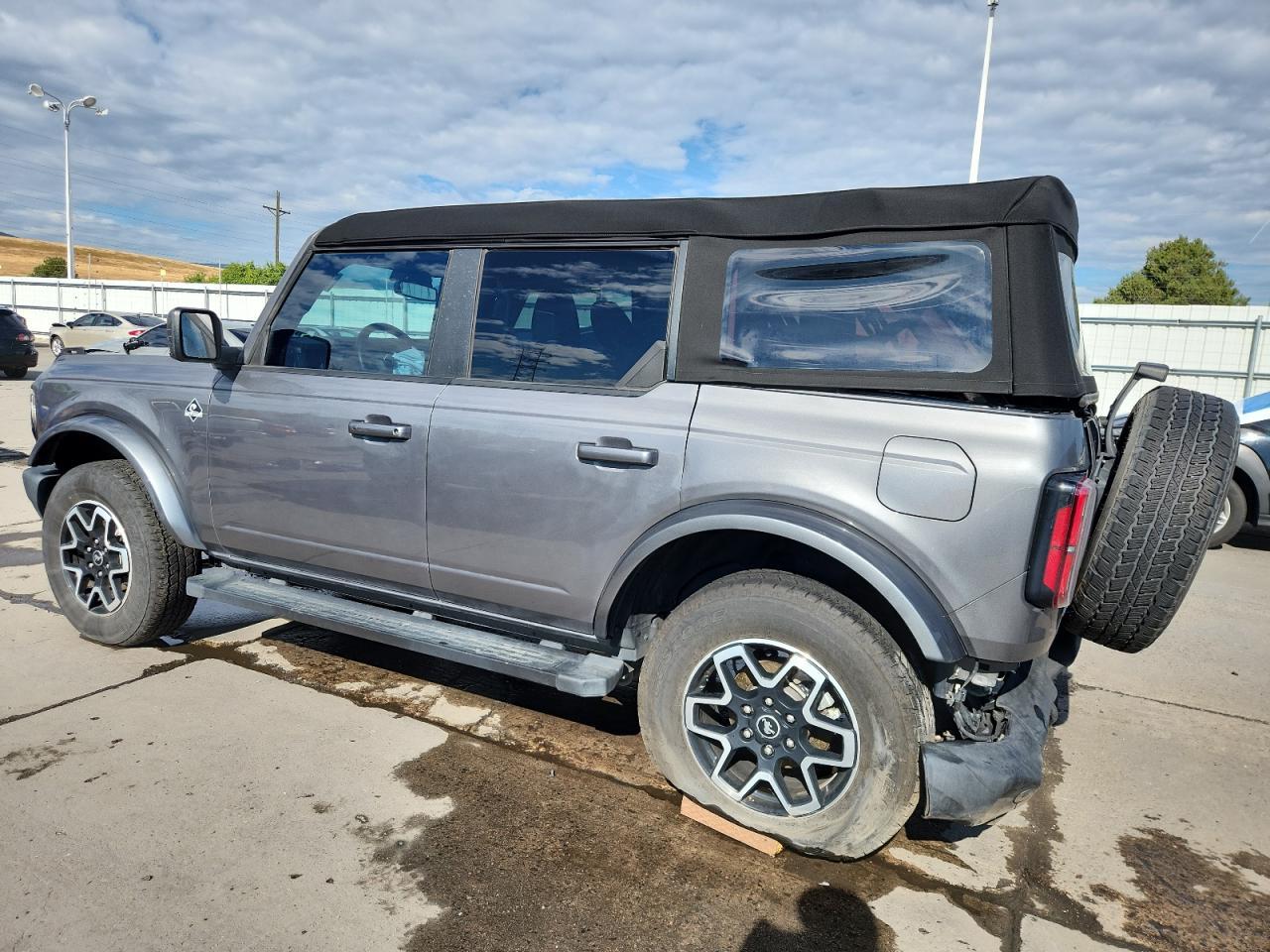 2023 FORD Bronco