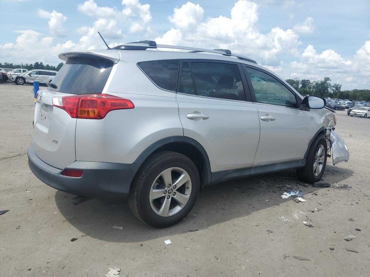 2015 TOYOTA RAV4