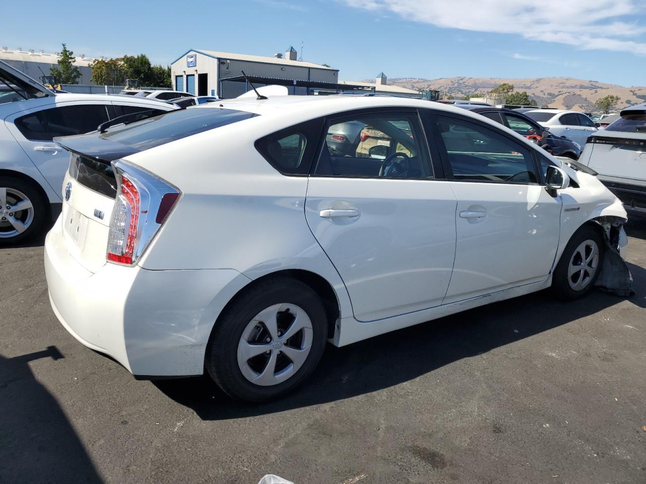 2013 TOYOTA PRIUS