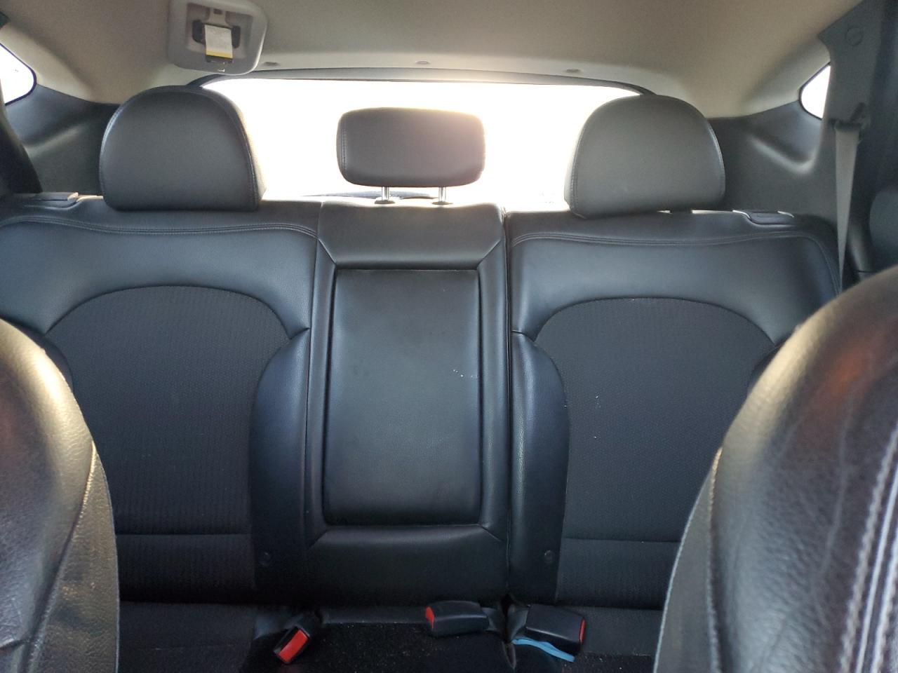 2011 HYUNDAI TUCSON
