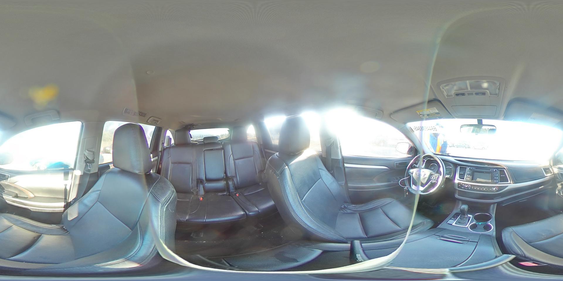 2016 TOYOTA HIGHLANDER