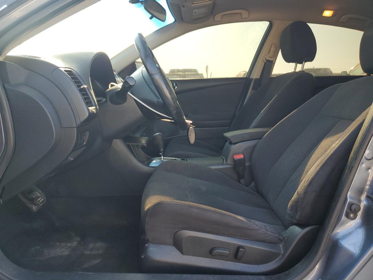 2010 NISSAN ALTIMA