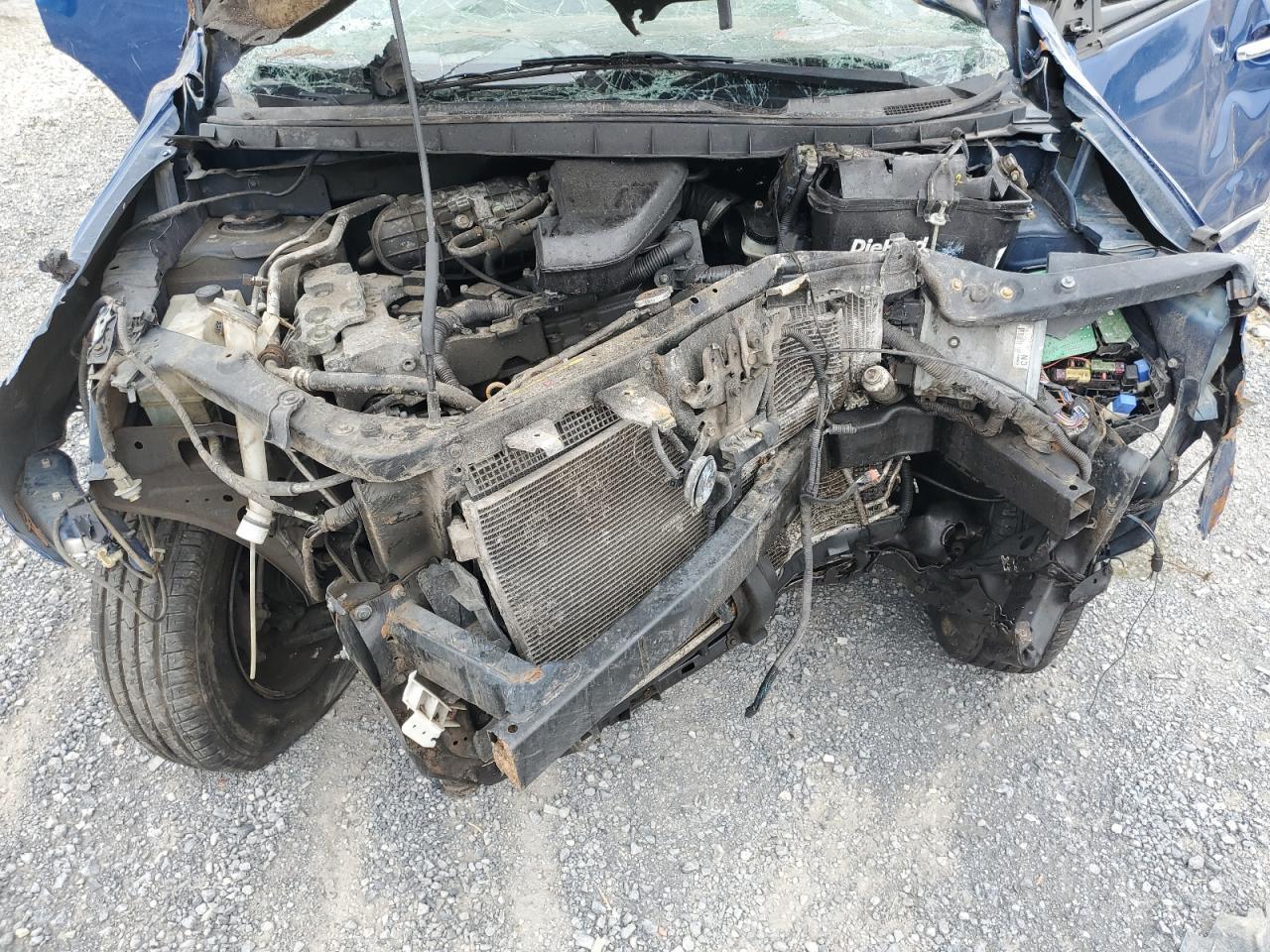 2011 NISSAN ROGUE