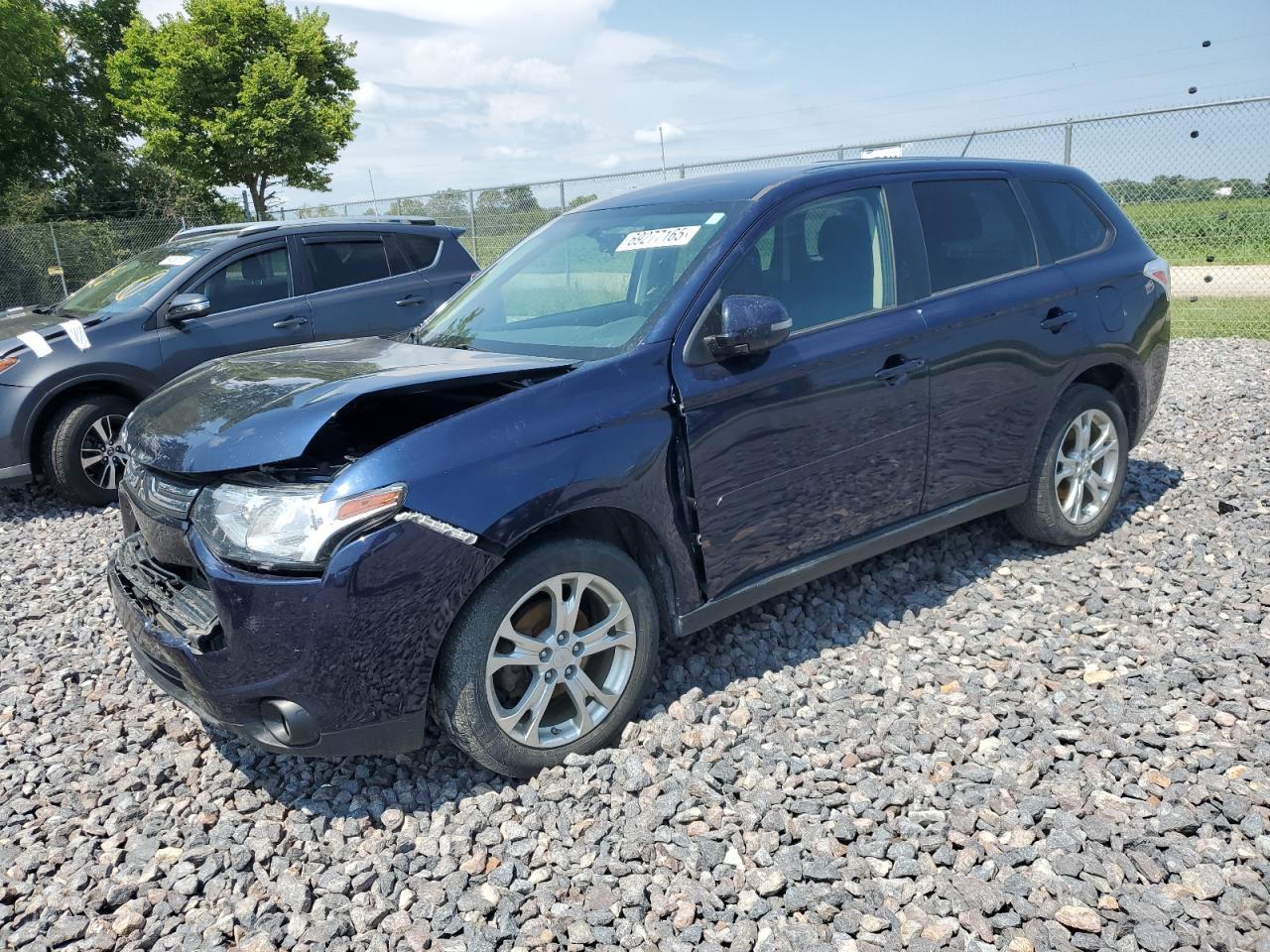 2014 MITSUBISHI outlander