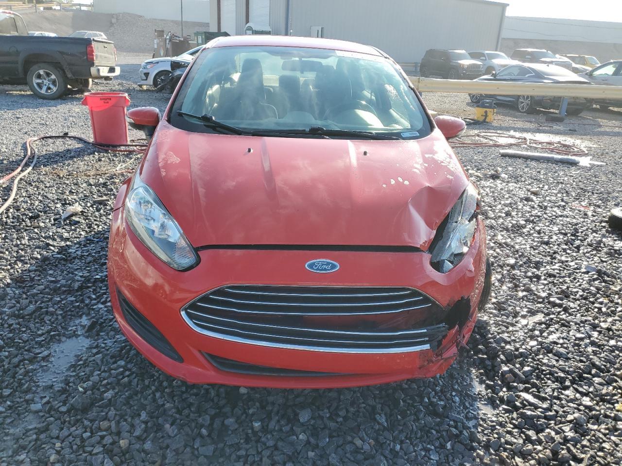 2015 FORD Fiesta