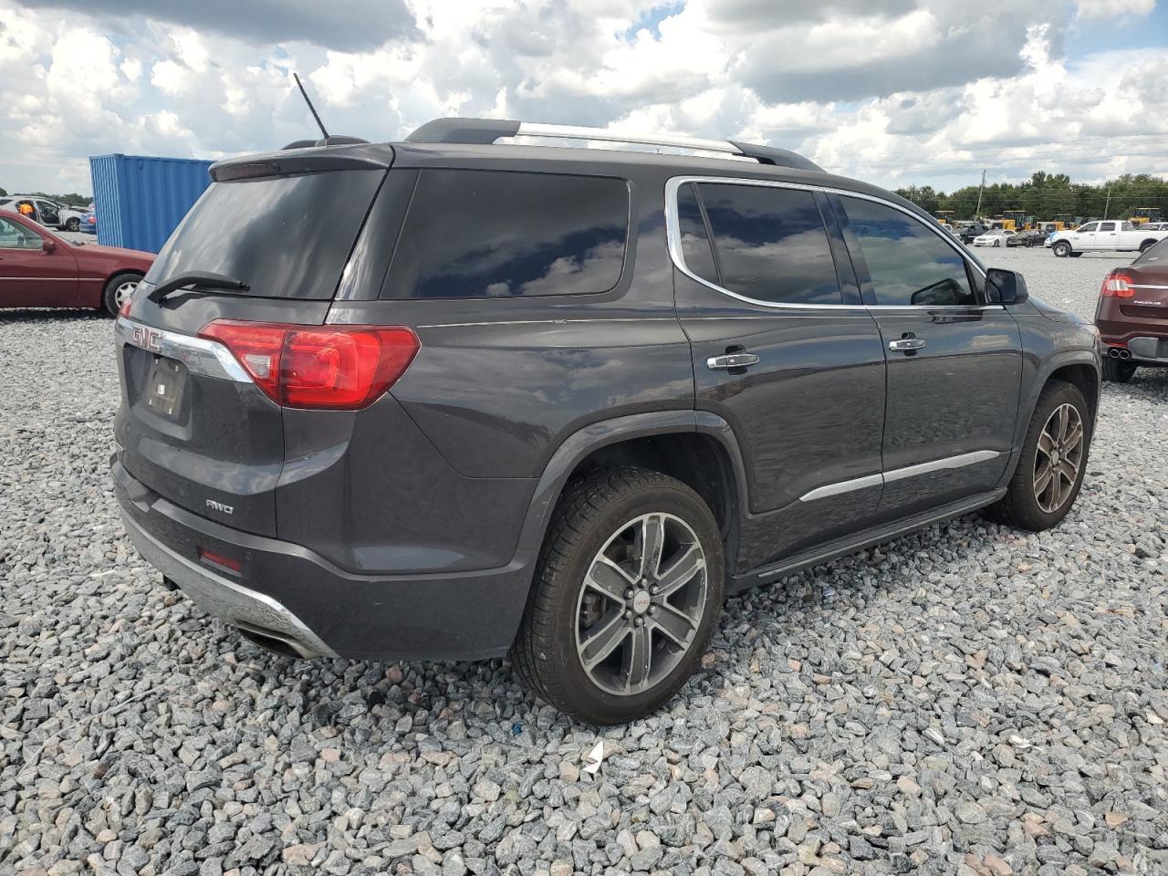 2017 GMC ACADIA