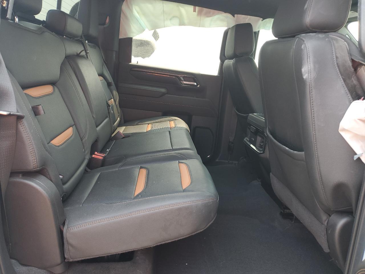 2024 GMC Sierra