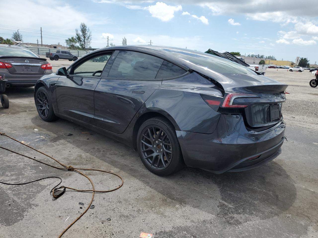 2024 TESLA MODEL 3