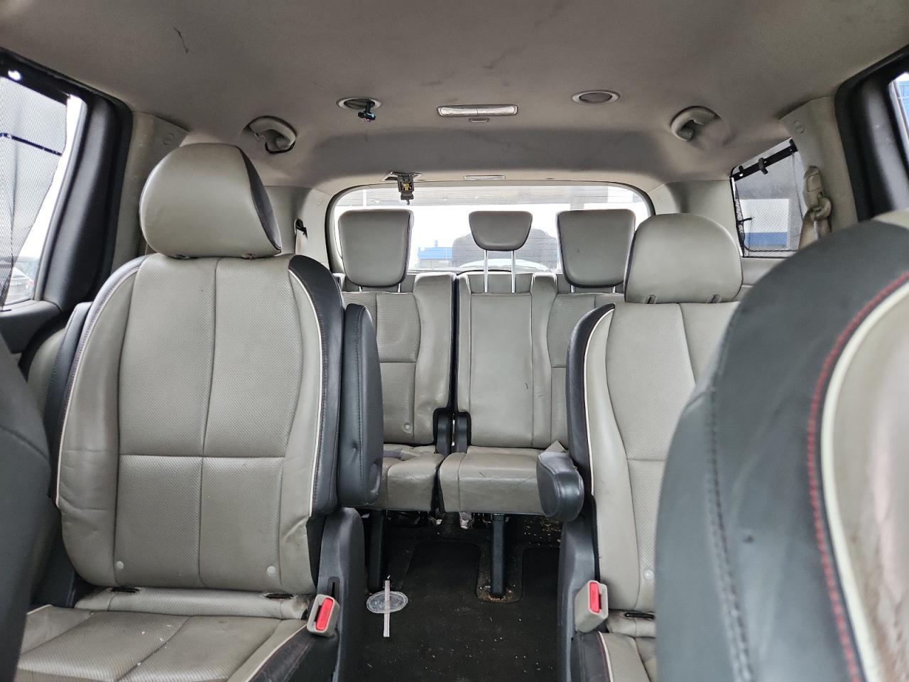 2016 KIA SEDONA