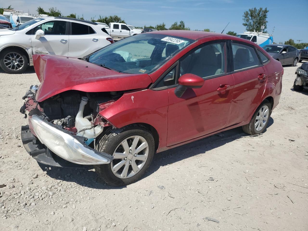 2011 FORD Fiesta