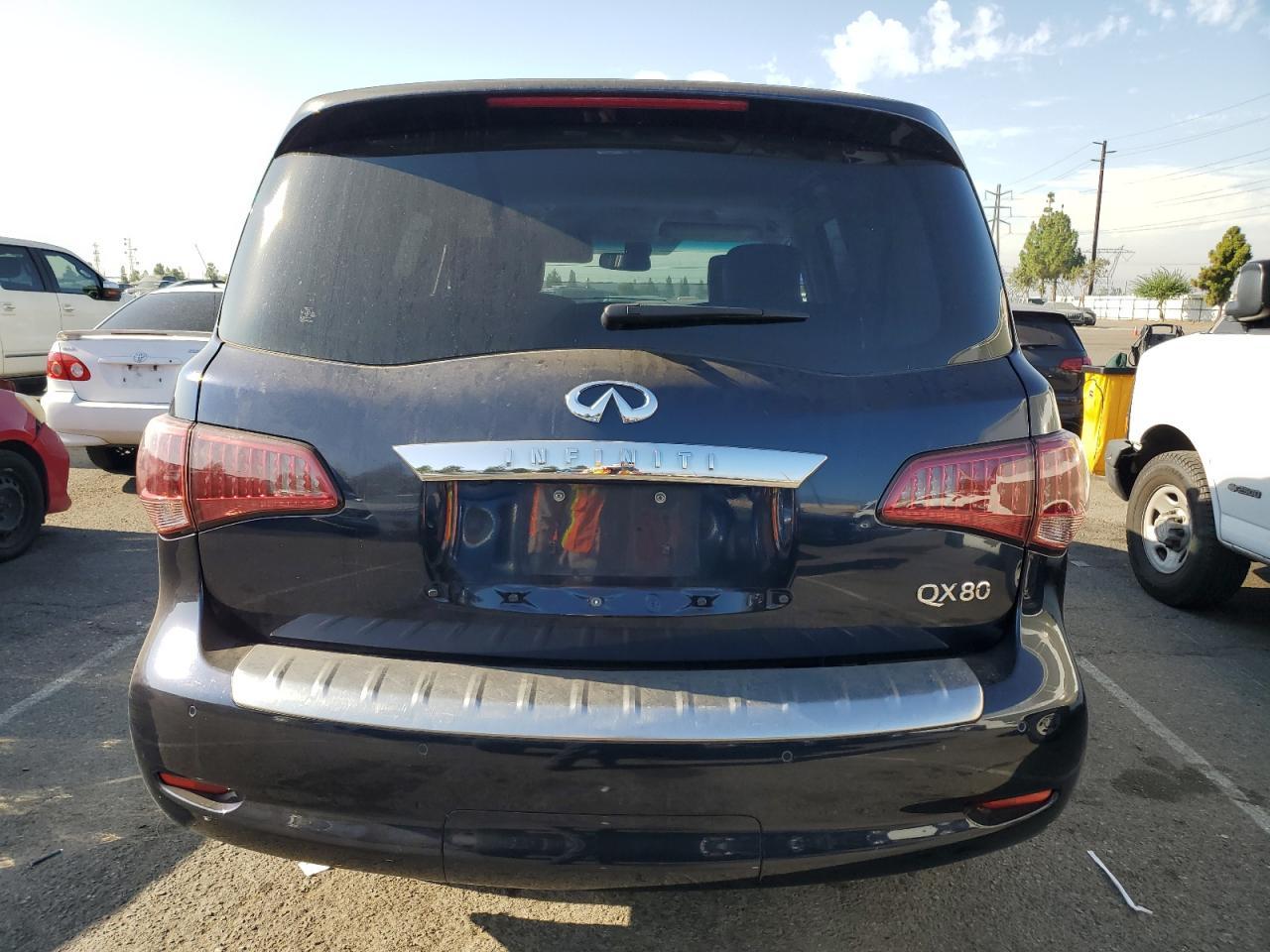 2015 INFINITI QX80