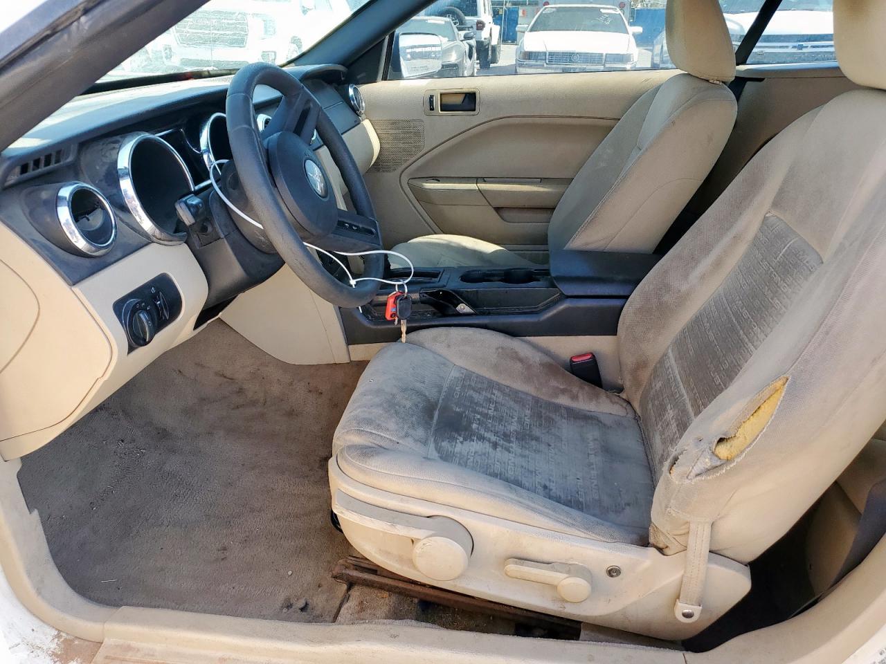2005 FORD MUSTANG
