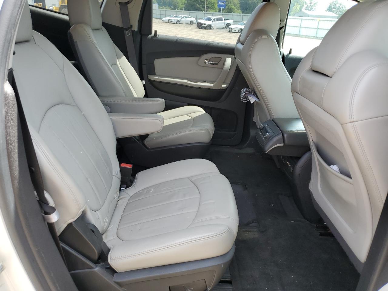 2011 CHEVROLET TRAVERSE