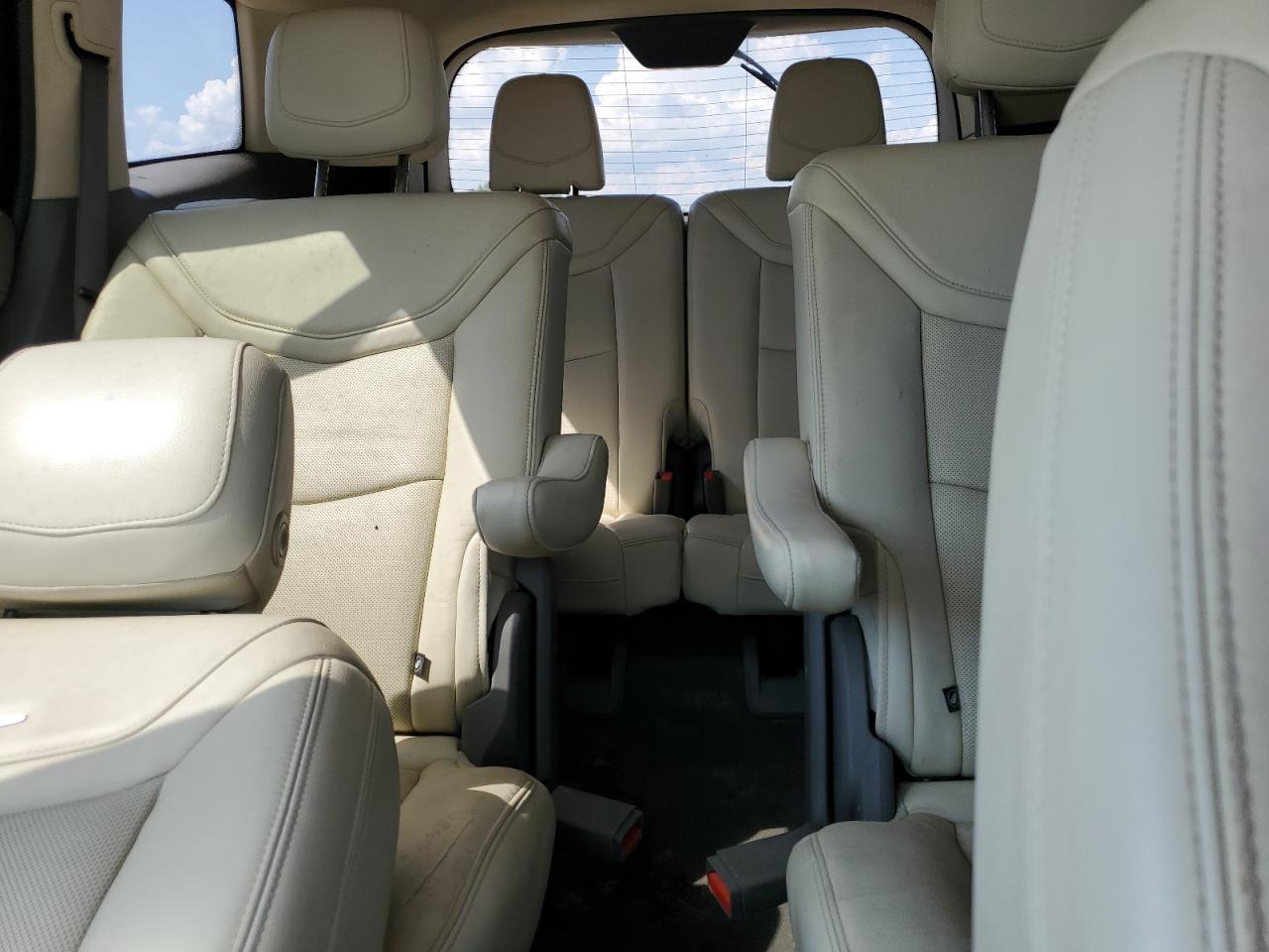 2020 CADILLAC XT6