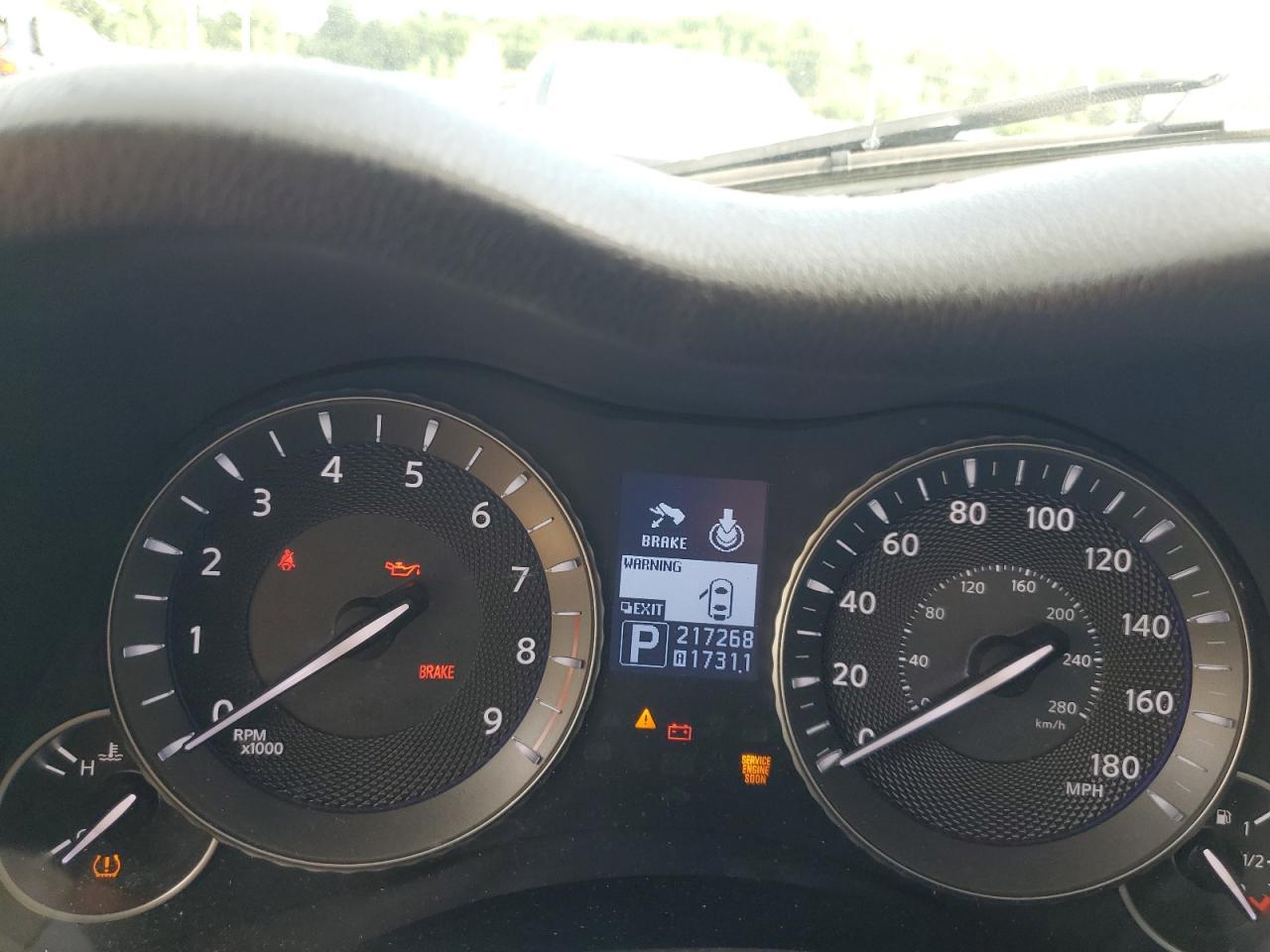 2011 INFINITI M37