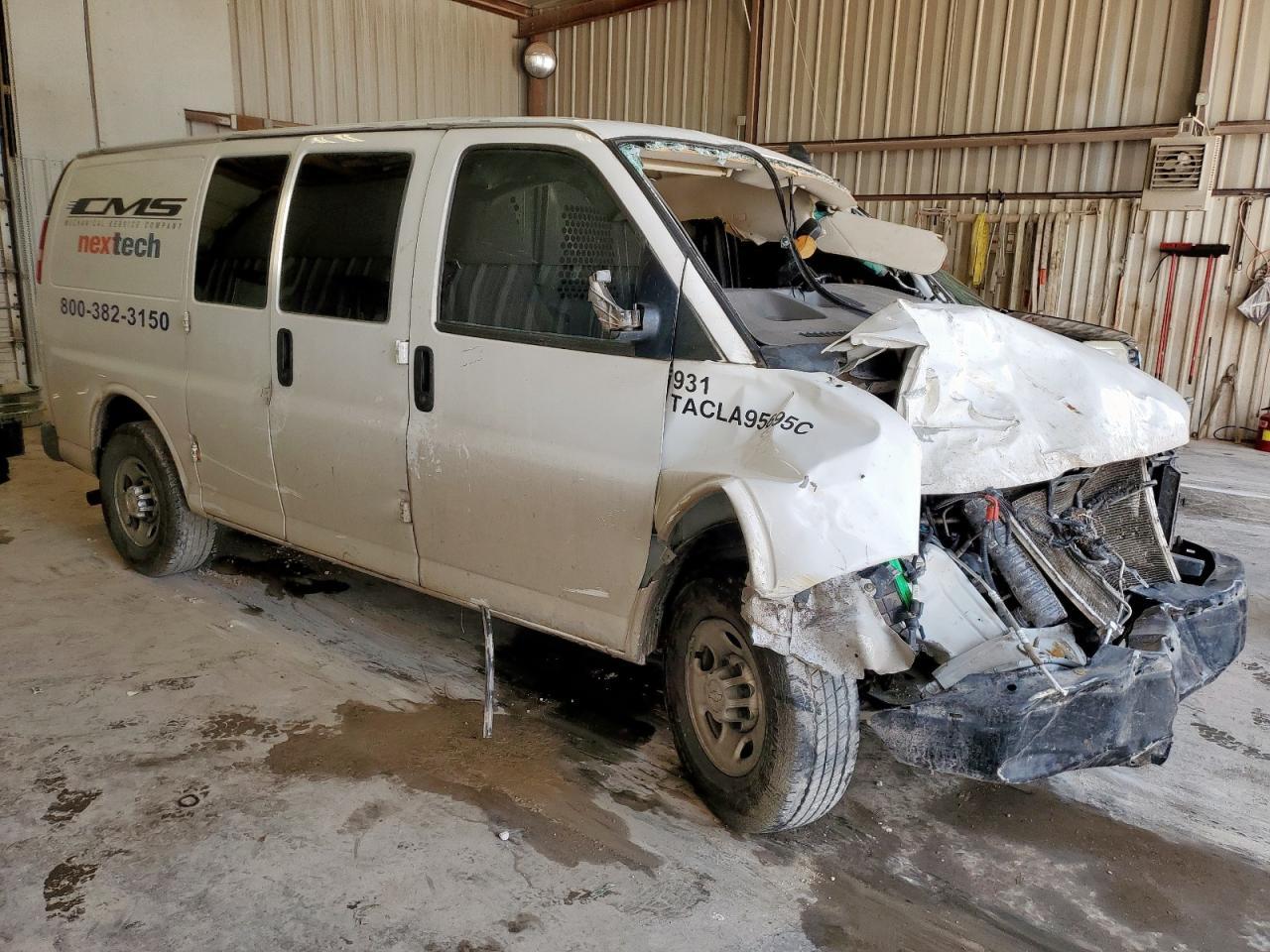 2017 CHEVROLET EXPRESS 2500