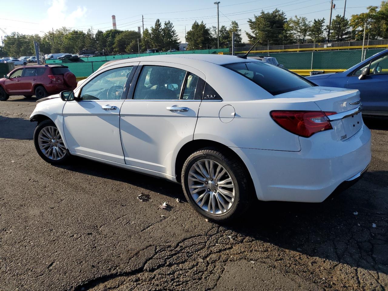 2013 CHRYSLER 200