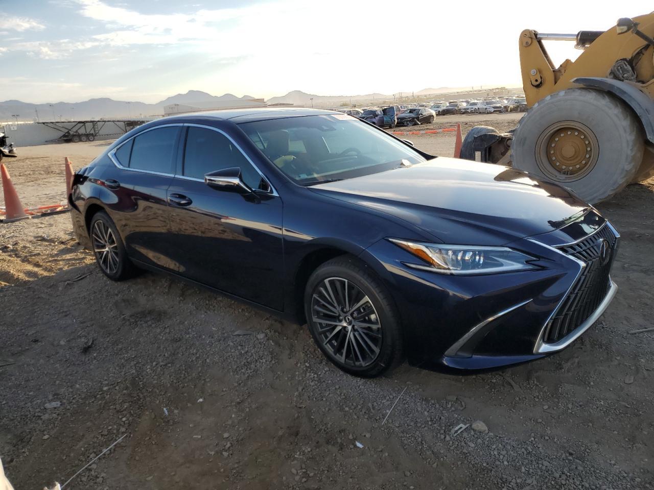 2025 LEXUS ES 350