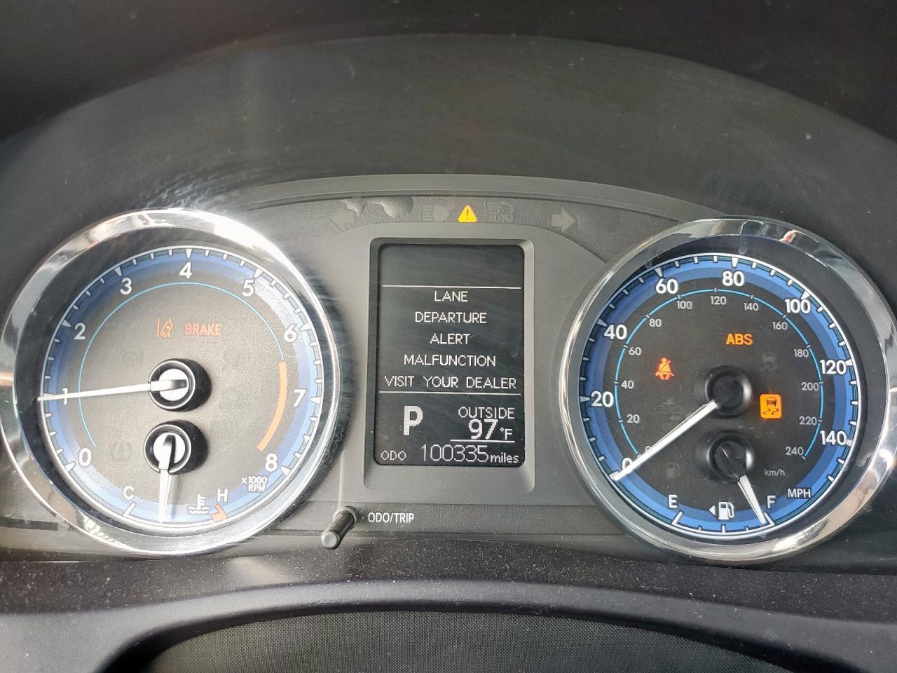 2018 TOYOTA COROLLA