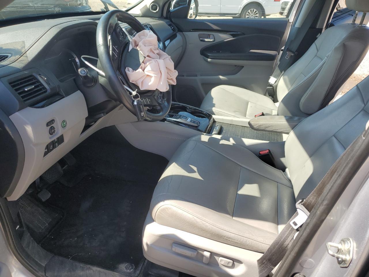 2017 HONDA PILOT