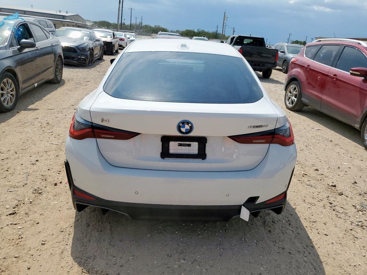 2024 BMW i4