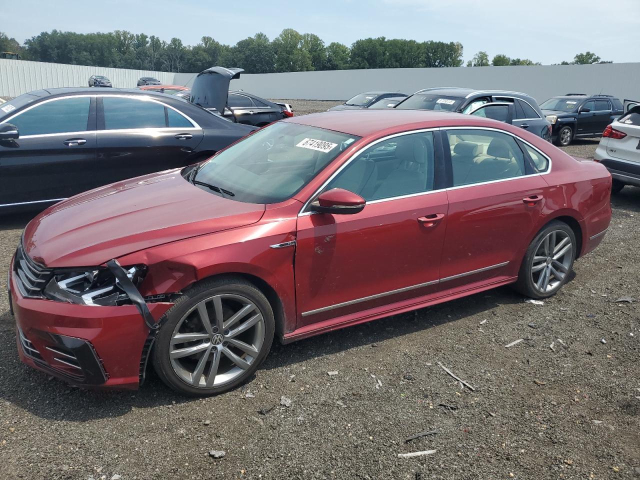 2017 VOLKSWAGEN Passat