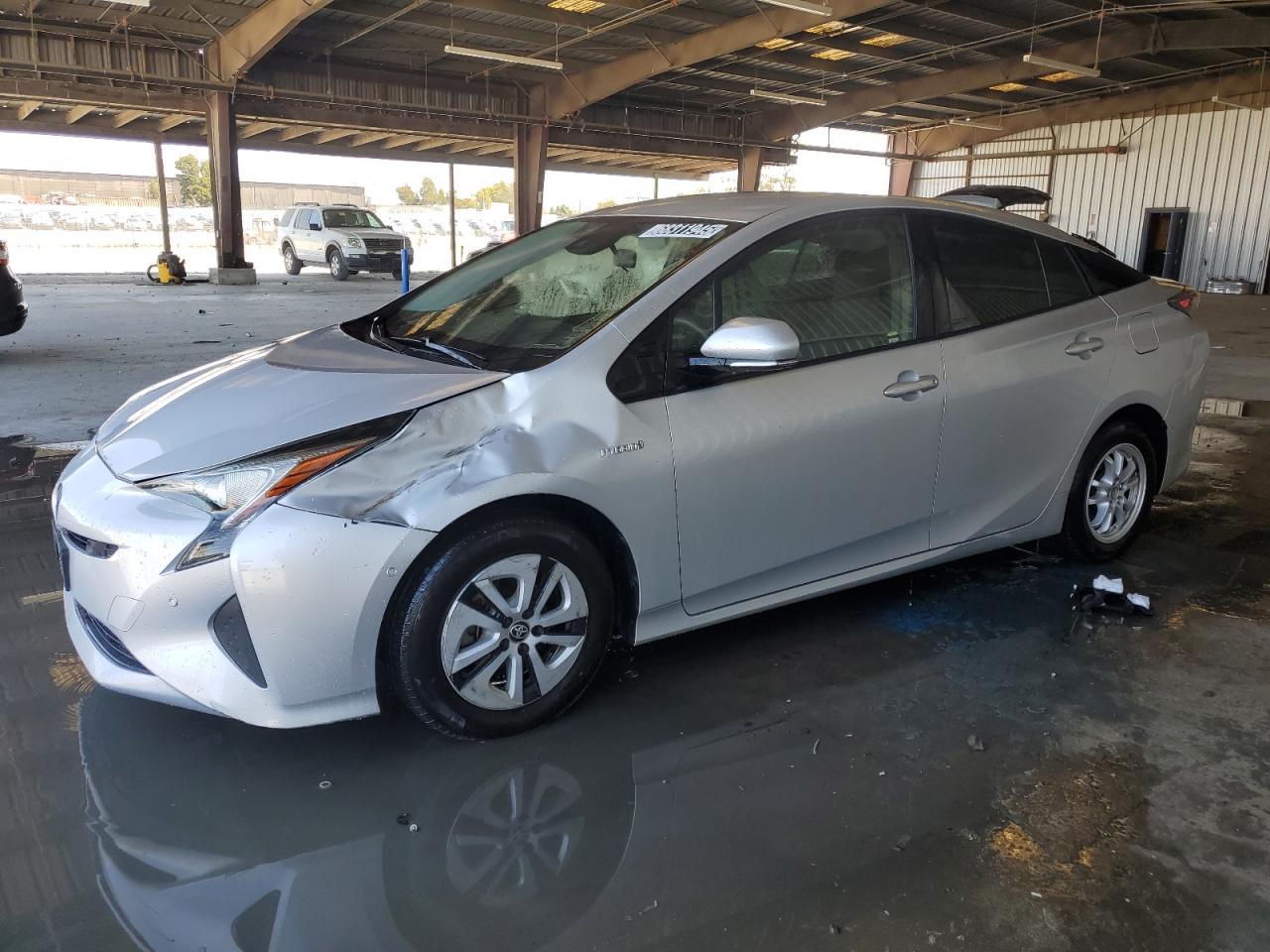 2018 TOYOTA PRIUS