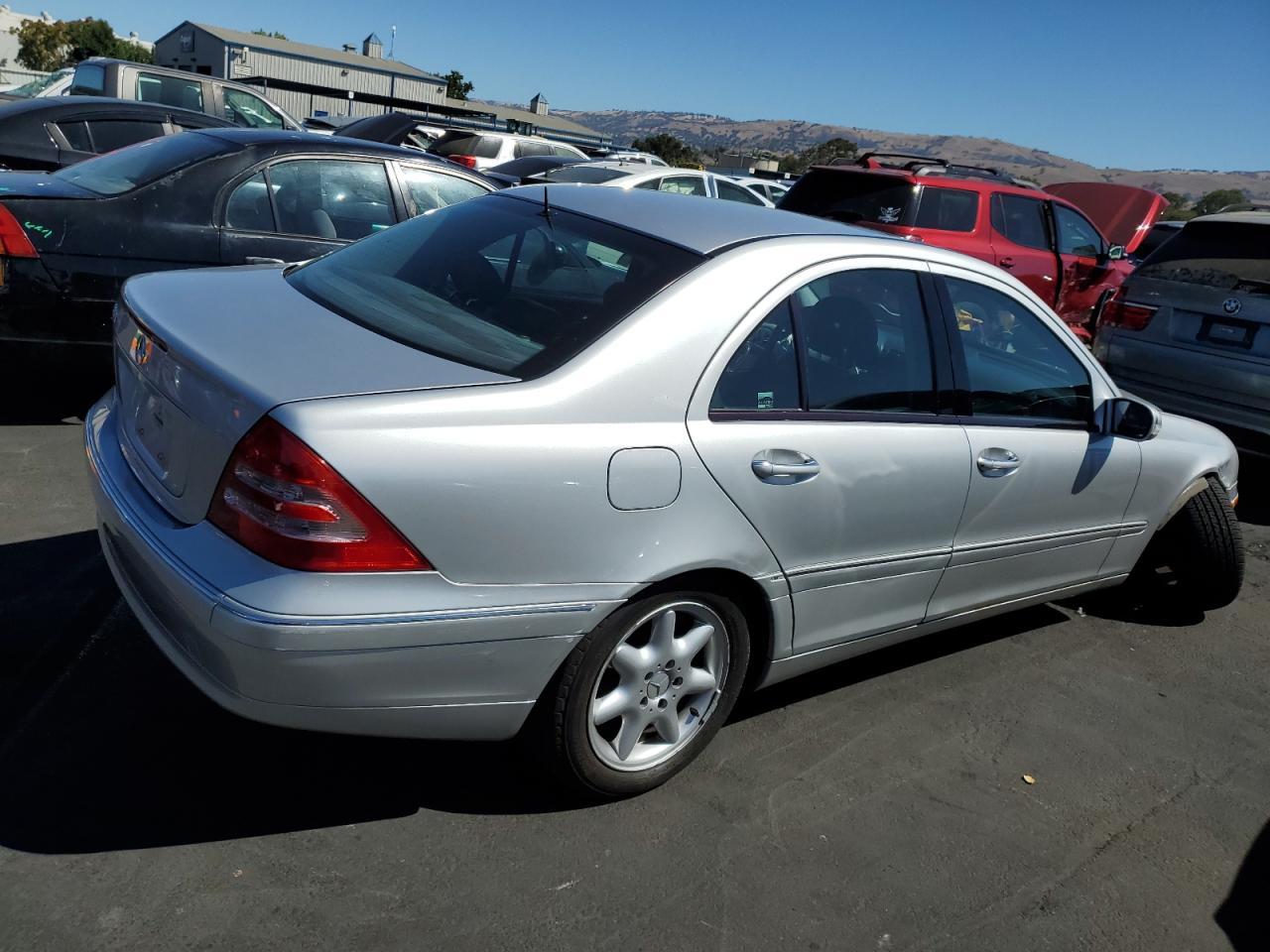 2002 MERCEDES-BENZ C-CLASS