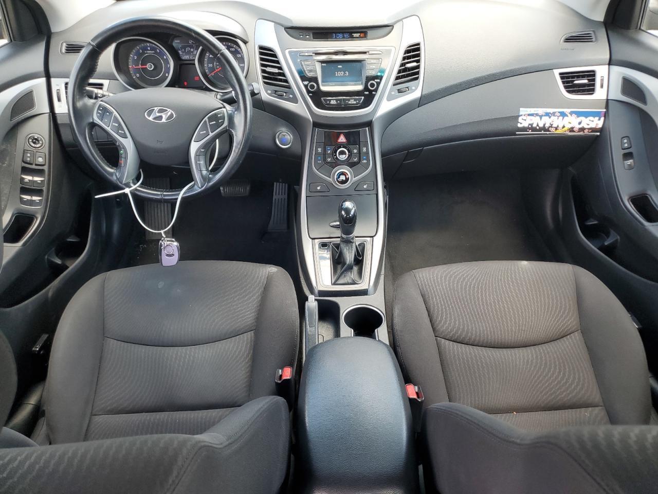 2016 HYUNDAI ELANTRA