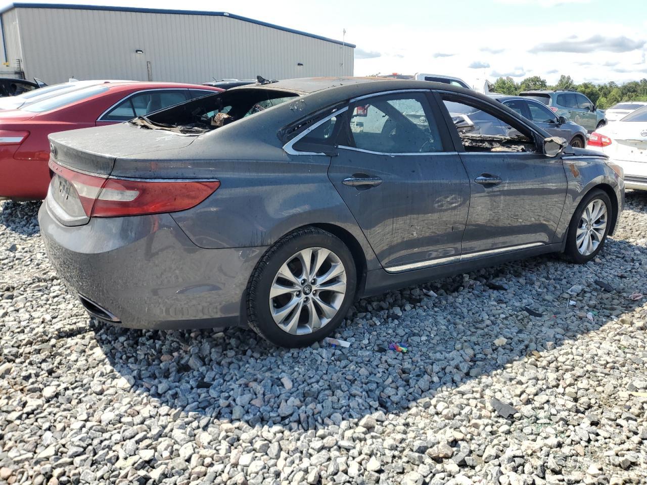 2012 HYUNDAI Azera