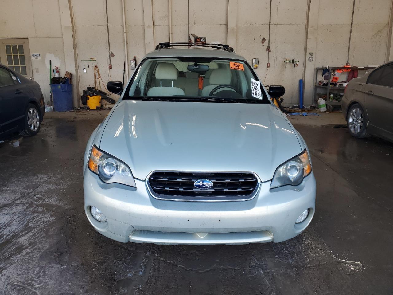 2005 SUBARU Legacy