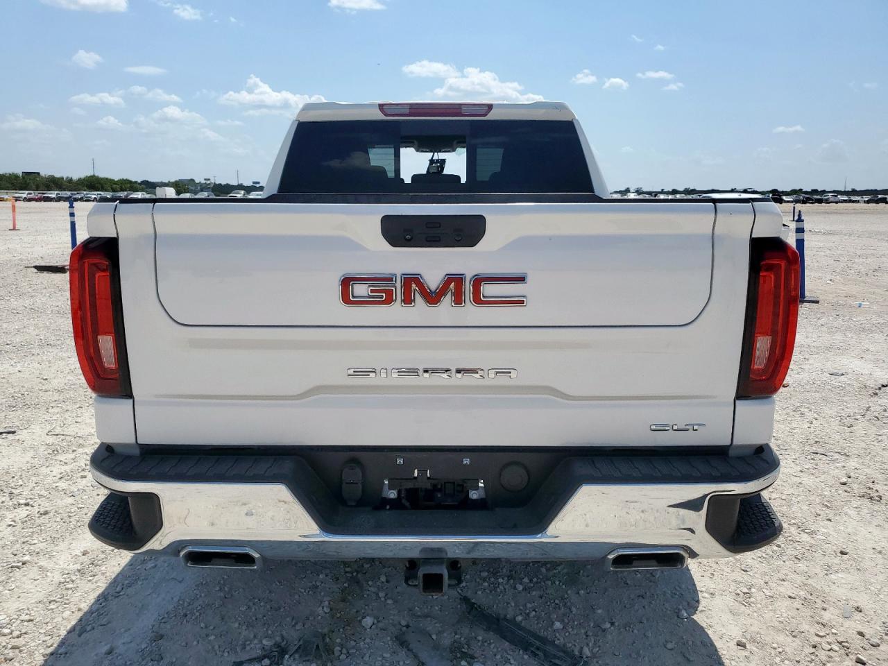 2023 GMC Sierra
