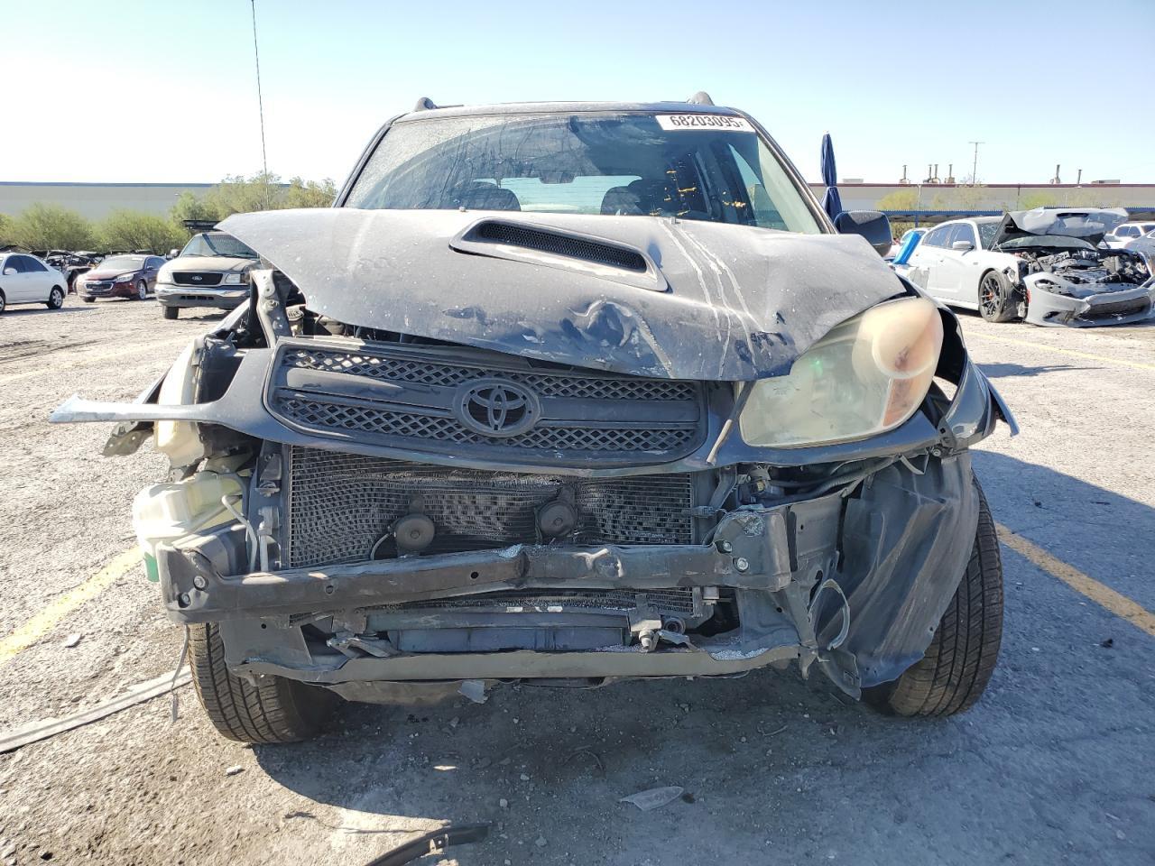 2004 TOYOTA RAV4
