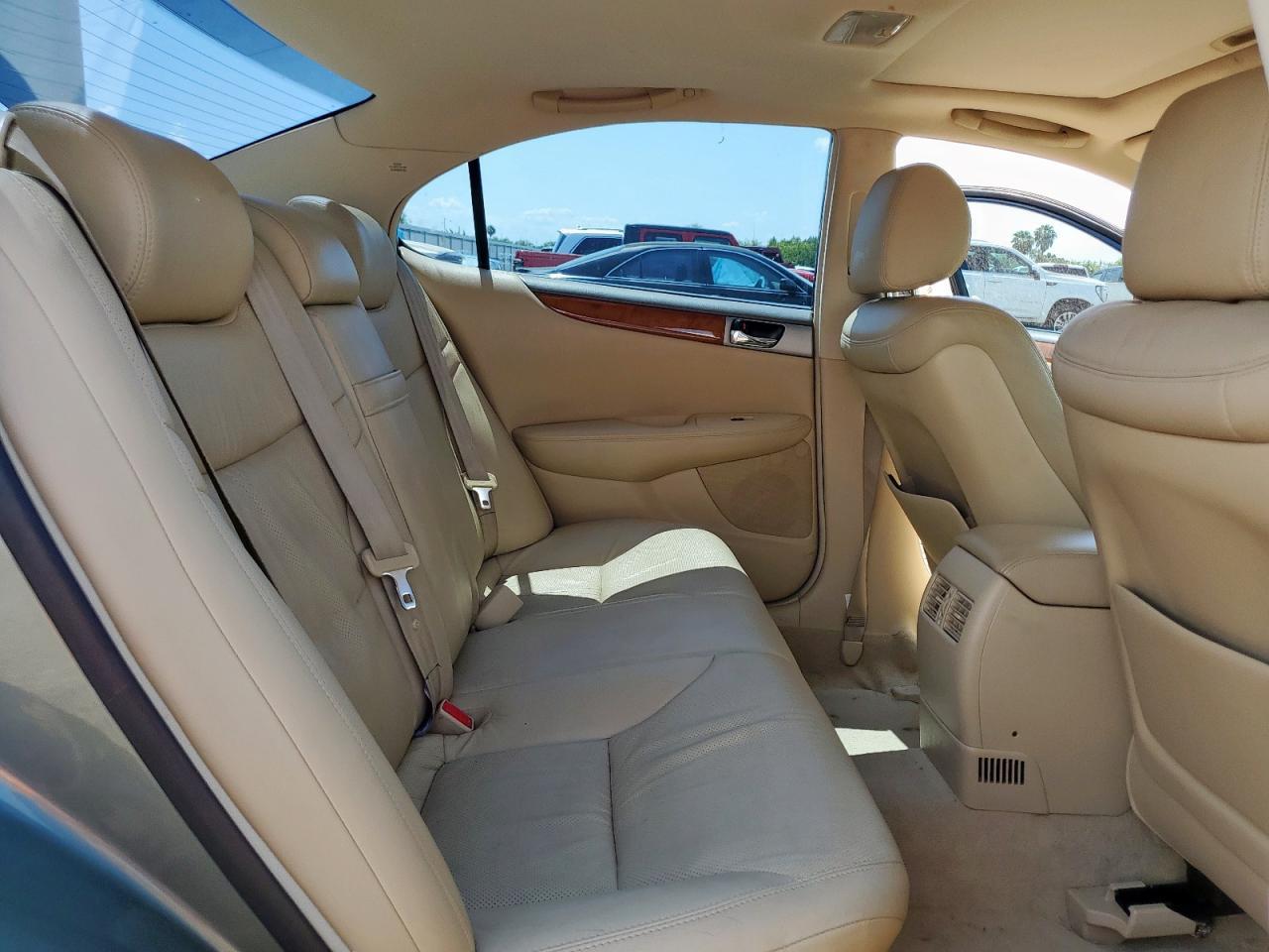 2005 LEXUS ES 330
