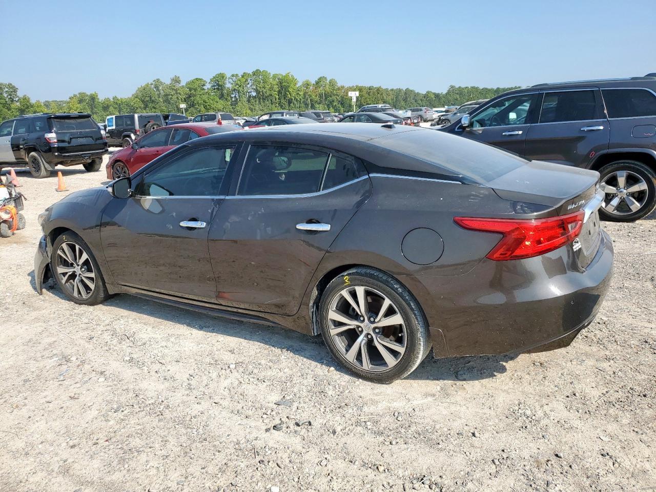 2017 NISSAN Maxima