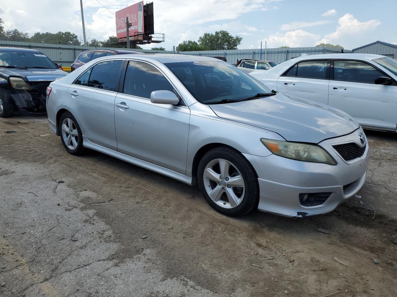 2011 TOYOTA CAMRY