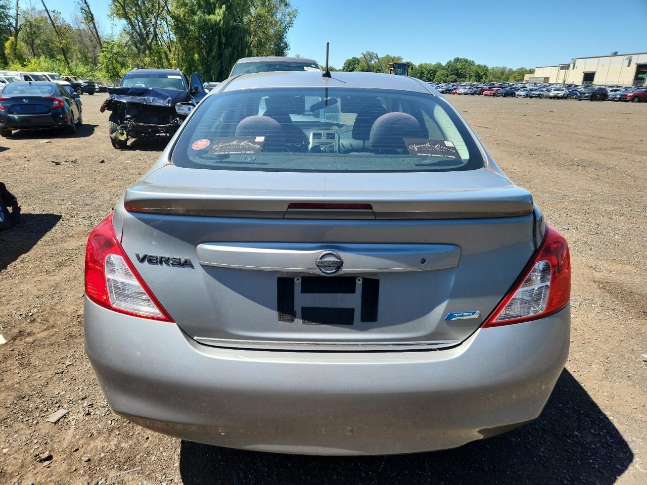 2014 NISSAN VERSA