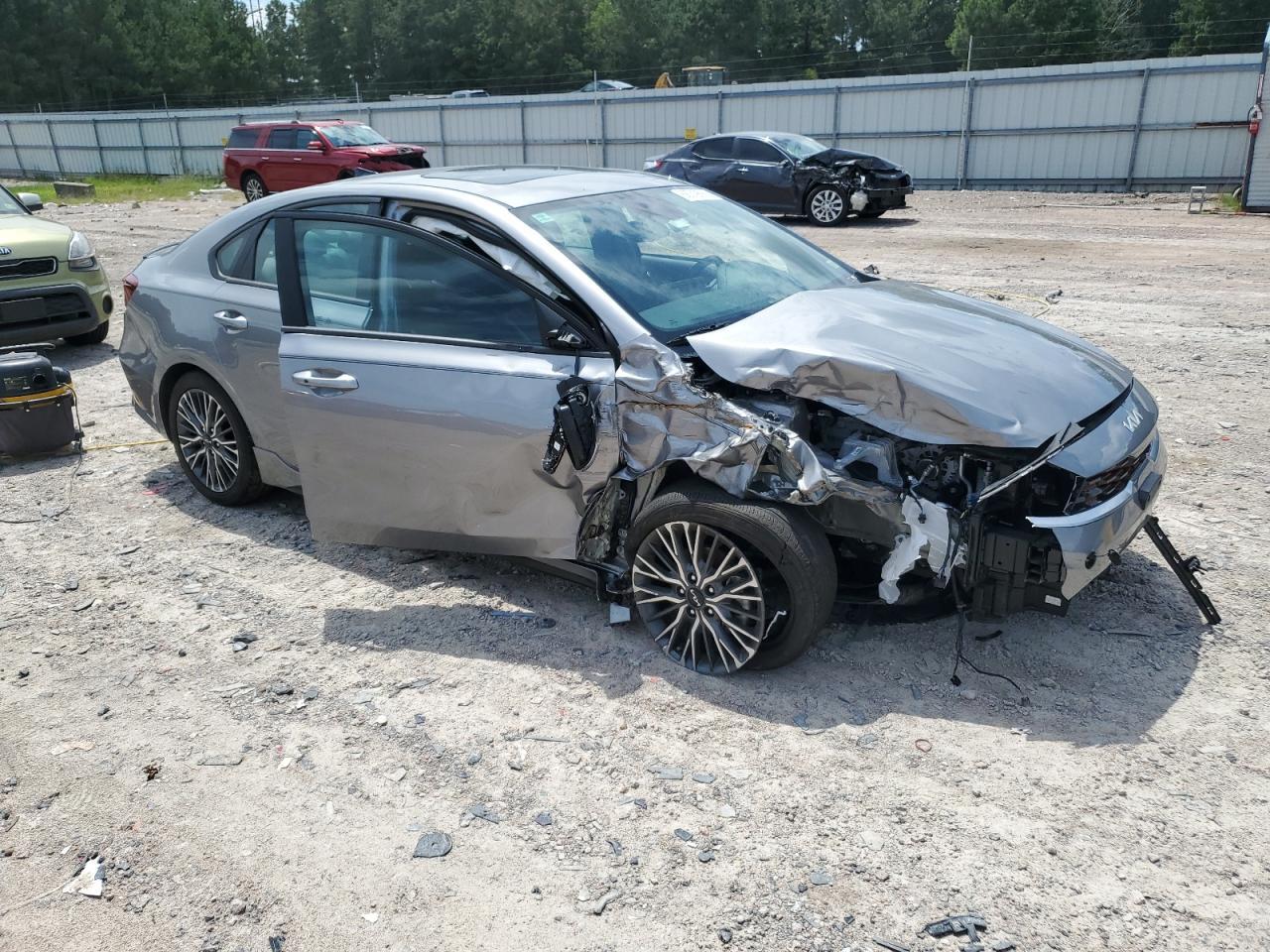 2024 KIA FORTE