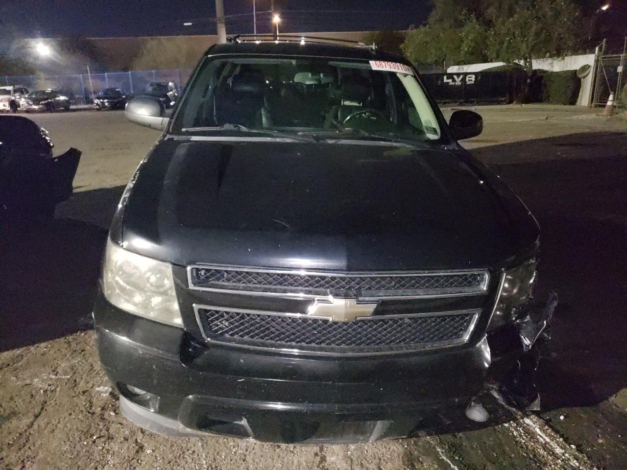 2011 CHEVROLET Suburban