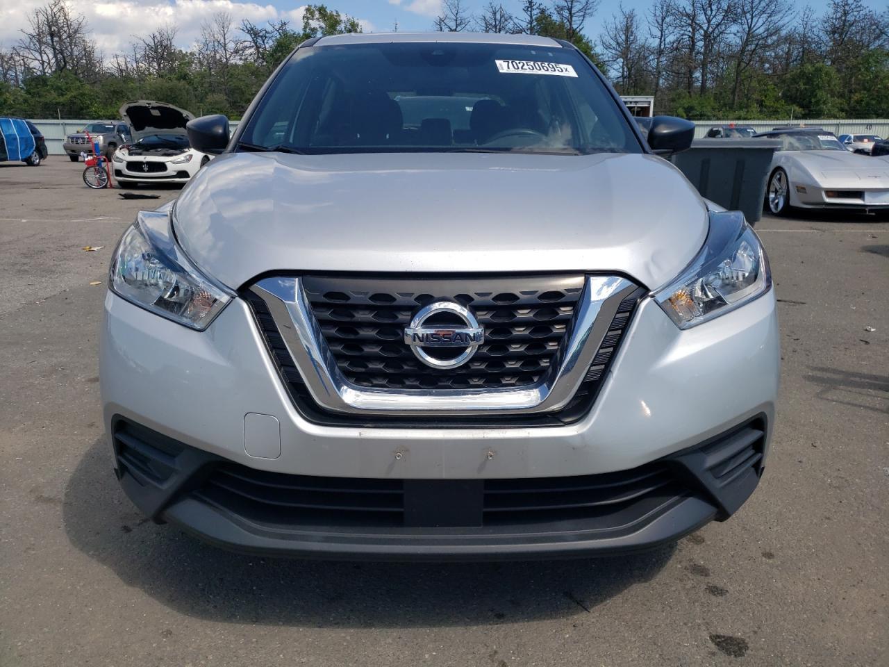 2020 NISSAN KICKS